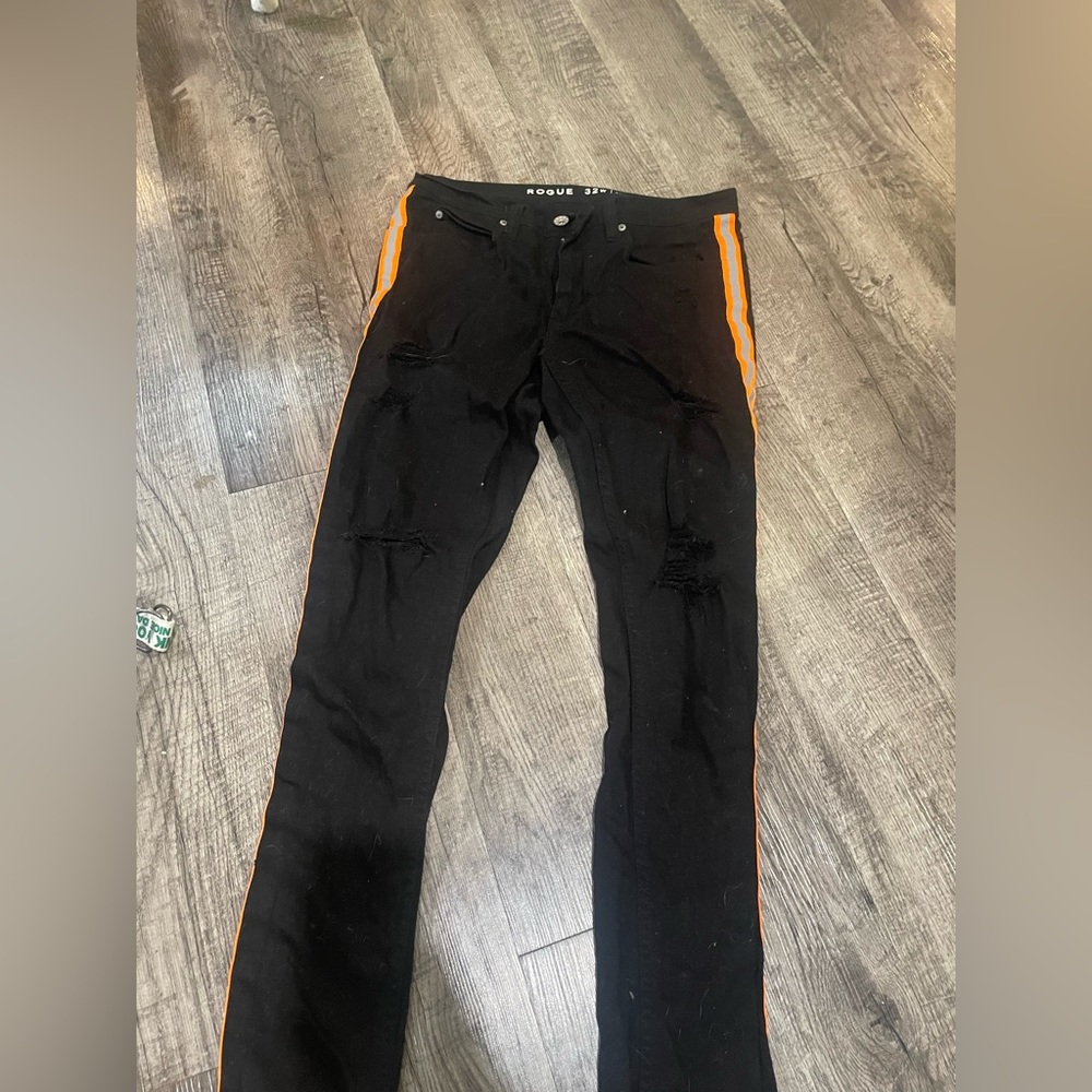 Skinny jeans with reflective strip